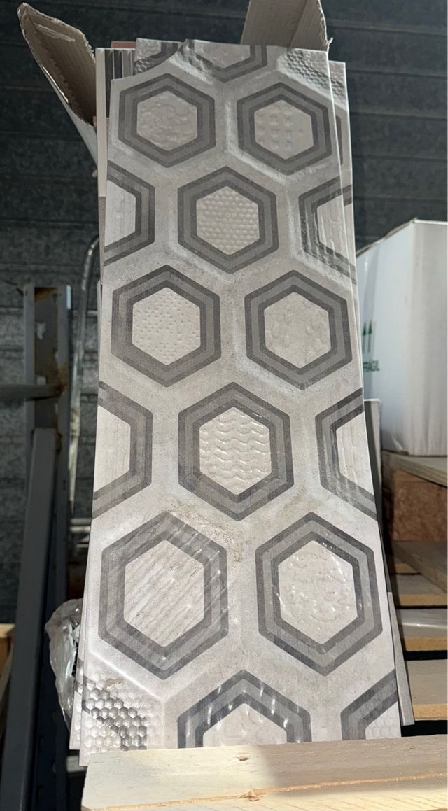 Azulejo · Liquidación 8,4 m²